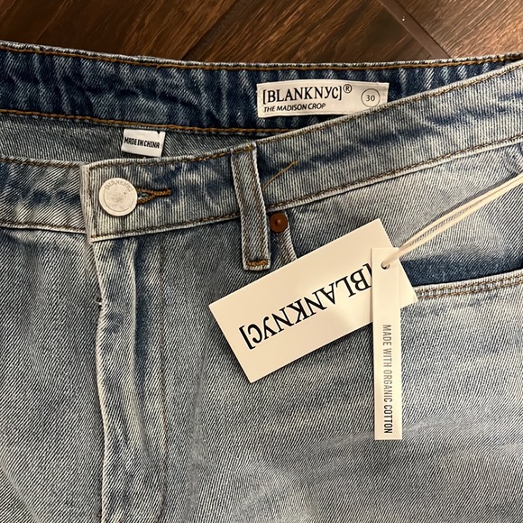 NWT 🏷 BlankNYC The Madison Crop Jeans - Picture 2 of 3